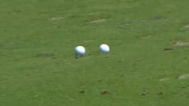 VIDEO | No pasa casi nunca en el golf: pelota golpeó la de un rival y la movió en el Canadian Open