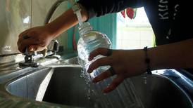 Corte de agua en Santiago: Revisa hora estimada de reposición y centros de abastecimiento comunales
