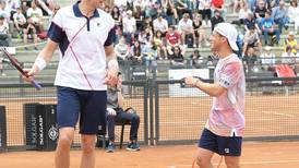 VIDEO| John Isner y Diego Schwartzman: la pareja más dispareja del tenis mundial