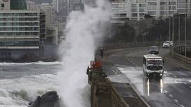 Alerta por marejadas: Más de diez regiones en Chile sufrirán con crecida de oleaje marítimo