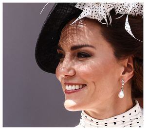 Kate Middleton ocupa vestido y bolso de la marca que odiaba Lady Di