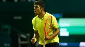 La espera valió la pena: Cristian Garin consiguió sólido triunfo en su debut en Roland Garros