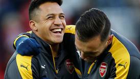 “Hay una recomendación en Arsenal para buscar el retorno de Alexis Sánchez”: prensa inglesa se sube al carro de intrépido reportero chileno