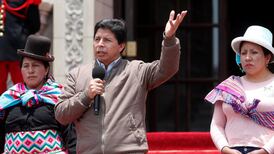 Perú: Pedro Castillo disolvió el Congreso y decretó toque de queda hasta marzo