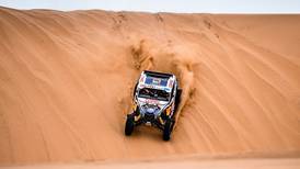Rally Dakar: Francisco López mantuvo el liderato en la general pese a discreta actuación en la décima etapa