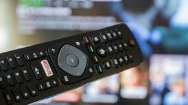 ¿Para que sirven realmente los botones de colores del control remoto de tu televisor?