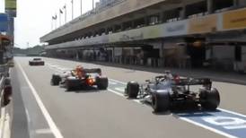 La maniobra de Lewis Hamilton para no chocar a Albon en los boxes