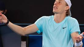 [VIDEO] El minuto de furia de Shapovalov en el Australian Open: “¡Me voy a orinar encima!"