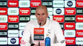Zinedine Zidane regresó del Covid-19 y se molestó por los ataques de la prensa