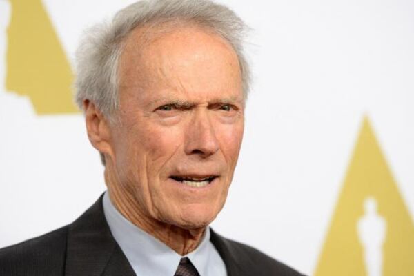 Clint Eastwood reapareció a la luz pública y generó preocupación por irreconocible aspecto físico  