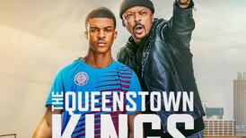 “Los reyes de Queenstown”: De qué trata y quiénes son los actores que forman parte de la película de Netflix