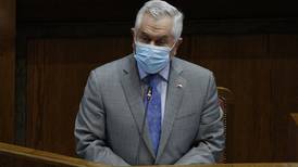 Inició interpelación de ministro Paris en la Cámara por su manejo ante la pandemia por COVID-19