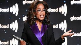 Oprah Winfrey rinde homenaje a su hermano fallecido por SIDA a los 29 años