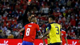 Buenas noticias en La Roja: la FIFA decidió rebajarle la sanción a Arturo Vidal