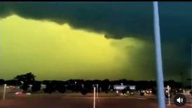 VIDEO | ¡Hermoso! Cielos verdes se apreciaron en Dakota del Sur debido a un evento meteorológico