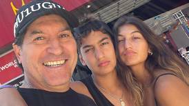 El especial paseo de Iván Zamorano en el Hollywood Boulevard con sus hijos Mía Zamorano e Iván Zamorano Jr.