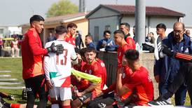 FOTO | La Roja jugó un último amistoso en Italia y los rivales enloquecieron por saludar a Alexis Sánchez
