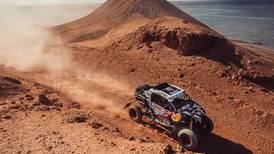 ¡Se pone el "Chaleco" de campeón! Francisco López se quedó con su segundo Rally Dakar