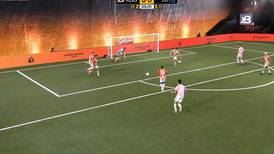 VIDEO | Pudo debutar con gol: la gran oportunidad que Fabián Orellana perdió en la Kings League