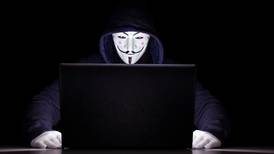Conflicto Rusia-Ucrania: Anonymous le declaró la “guerra cibernética” a Rusia