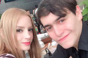 Imelda Garza Tuñón, viuda de Julián Figueroa, aseguró sentir todavía la presencia de su famoso esposo