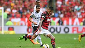 Con presencia de Arturo Vidal y Erick Pulgar: Flamengo empató con Ceará y cedió terreno en el Brasileirao