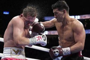 Dmitry Bivol no quiere pelear con Canelo Álvarez y le dejó un claro mensaje: “No necesito el dinero”