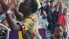 VIDEO | "Bye, bye, fuera": Hincha de Ghana se burló de Uruguay por su eliminación de Qatar 2022