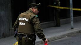 Persona falleció tras caer de un piso 10 en Santiago Centro