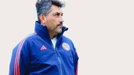 Fin de una era: José Letelier deja de ser el entrenador de La Roja Femenina