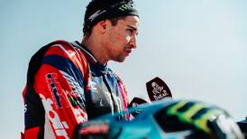 Nacho Cornejo sufrió problemas mecánicos y se aleja del podio en el Dakar
