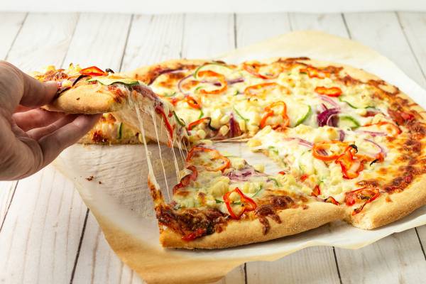 Famosa cadena de pizzas busca Prevencionistas y Asistentes de Calidad: estos son los requisitos para postular