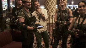 Zack Snyder revive con “El ejército de los muertos” y se desmarca de las convenciones del género de zombies