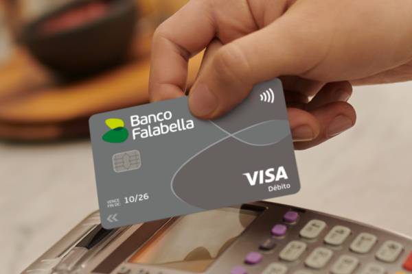 Descuentos de hasta un 40% para clientes de Banco Falabella pagando con tarjetas de crédito o débito