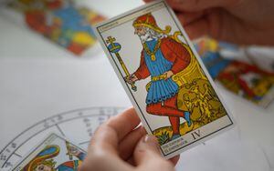 Tarot para este lunes 9 de Octubre: Las cartas están sobre la mesa