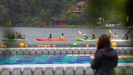 Encuentran cuerpo de turista desaparecido tras caer de un kayak en el Lago Lleu-Lleu