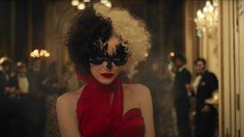 Emma Stone te invita a ver toda la maldad y el estilo de "Cruella": "Los villanos son siempre los más divertidos"