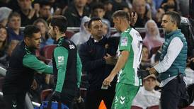 Manuel Pellegrini en alerta: Xavi y su Barcelona buscan fichar a figura del Betis