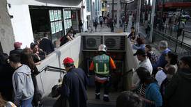 VIDEO | Nuevo registro muestra las chispas que salieron desde el Metro en la estación Las Rejas