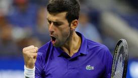 Caso Novak Djokovic: gobierno de Australia confirma detención del tenista por visa revocada