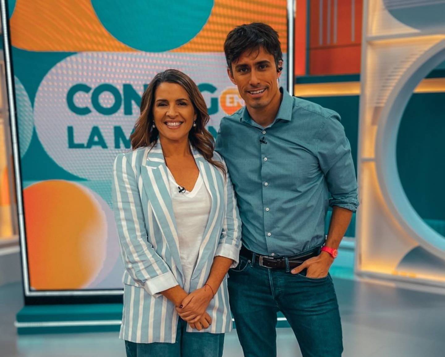 Monserrat Álvarez y Roberto Cox en "Contigo en la Mañana"