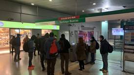 VIDEO | Metro de Santiago: Suspensión de servicio afecta a estaciones de Línea 1 y Línea 5