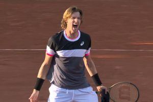 Nicolás Jarry es una máquina: pasó a tercera ronda en Roland Garros y quedó rozando el Top 30