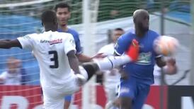 VIDEO | La criminal patada de un jugador de Olympique de Marsella en la Copa de Francia