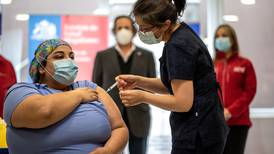 Más de 5 mil trabajadores de salud han sido vacunadas contra el COVID-19