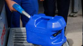 Descuentos en bencina y parafina: Conoce cómo ahorrar hasta $200 por litro