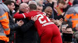 VIDEO | Emocionante: Liverpool le cumplió el deseo a Sven Goran Eriksson de dirigir al equipo antes de morir
