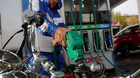 ¿Cuál es el nuevo cambio en el precio de la bencina y cómo afectará a los valores?