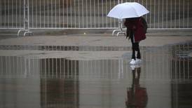 Lluvia en Chile: ¿En qué regiones y comunas lloverá este domingo?