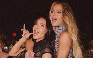 Kim Kardashian sorprende a Khloé con un sentimental regalo de cumpleaños